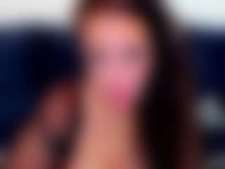 Live cam show with Vanessa - Thong on SquirtSoMuch