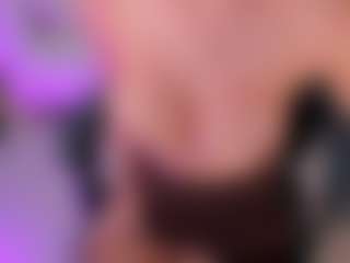 Sarah Parker's Live Sex Cam Show