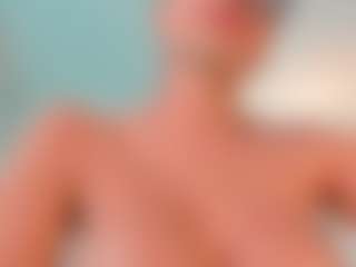 Live cam show with Sarah Parker - Average on crypto-cams