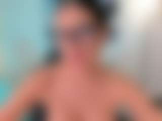 Sarah Parker's Live Sex Cam Show