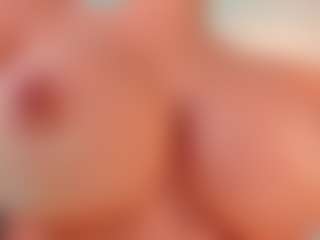 Sarah Parker's Live Sex Cam Show