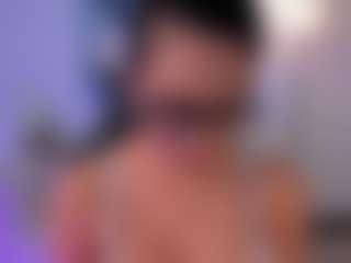 Live cam show with Sarah Parker - Asian Big Tits on Uber Horny