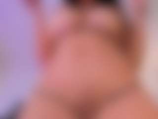 Live cam show with Sarah Parker - Handjob on Cam Slut