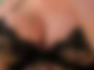 Sarah Parker's Live Sex Cam Show