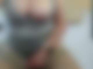 hotgenevieve's Live Sex Cam Show