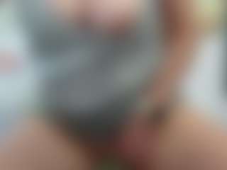 Live cam show with hotgenevieve - Asian BBW on https://playwithruby.com