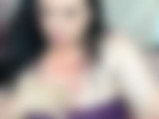 Live cam show with ladylauren - Robe on dropp.cam
