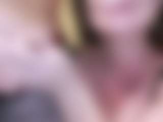 Live-sekscamshow van LadyAndTranny