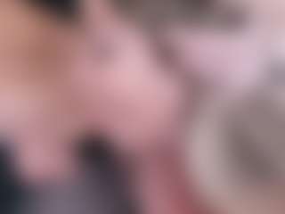 Show di cam dal vivo di LadyAndTranny