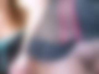 LadyAndTrannyとのライブチャットショー - CamsodaのStrapon