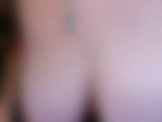Live cam show with LadyAndTranny - Arabic on Chatstar