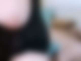 Live cam show with LadyAndTranny - Shaved Pussy on fapnchat