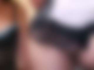 Show in cam erotica live di LadyAndTranny