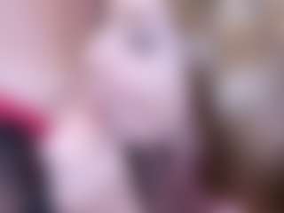 Live-sekscamshow van LadyAndTranny