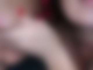 Live-camshow met LadyAndTranny - Big Tits Curvy op Camsoda