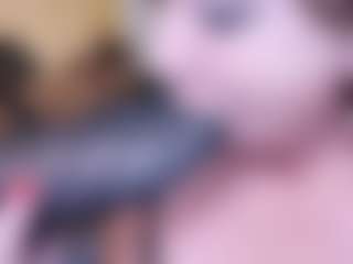 Live cam show with LadyAndTranny - Strapon on sexylivex.com