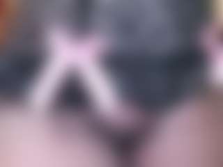 Live cam show with LadyAndTranny - Facesitting on SinfulBabes