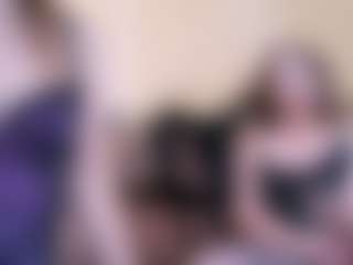 Live cam show with LadyAndTranny - BBW on TottyGirls