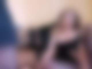 Live cam show with LadyAndTranny - Strapon on CamClone