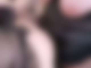 Show in cam erotica live di LadyAndTranny