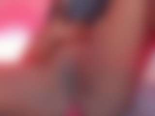 Live cam show with idaima - Sucking on intimatelivegirls.com