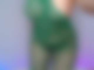 Live cam show with Lisa-Tease - Virgin on madthumbs