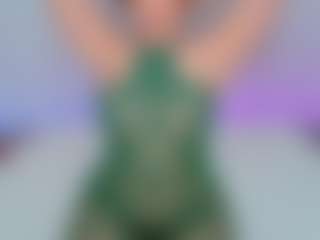 Lisa-Tease's Live Sex Cam Show