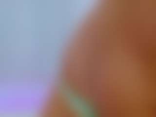 Live cam show with Lisa - Mask on Camsoda