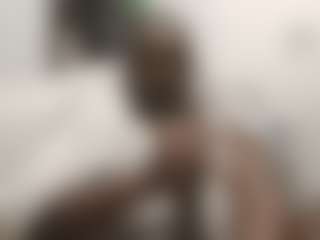 Prettydickjonez's Live Sex Cam Show