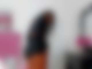 Live cam show with Sharon Hill - Ebony Teen (18+) on StripNow