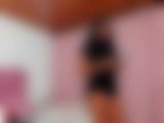 Live cam show with Sharon Hill - Ebony Teen (18+) on CSO-WL