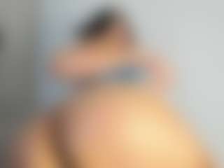 luuciana's Live Sex Cam Show