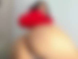 Live cam show with luuciana - Grandes Tetas on PervPlay.com