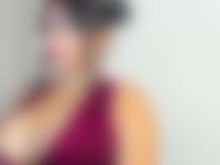 luuciana's Live Sex Cam Show