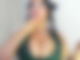 luuciana's Live Sex Cam Show