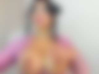 luuciana's Live Sex Cam Show