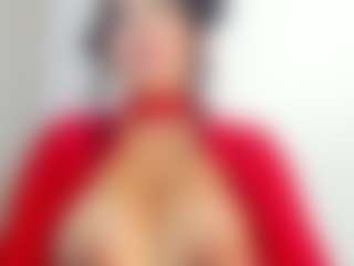 Live cam show with luuciana - Plug on Chatstar
