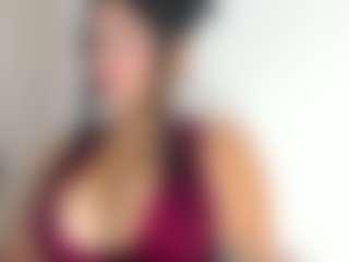 luuciana's Live Sex Cam Show
