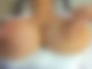 Live cam show with luuciana - Milk on xxxlivecams.org