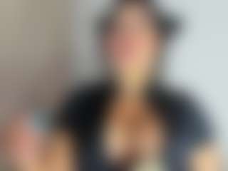Live cam show with luuciana - Ebony on CamwithHer | colombia