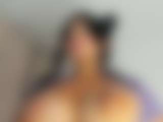luuciana's Live Sex Cam Show