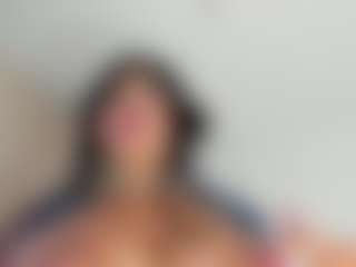 luuciana's Live Sex Cam Show