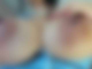 Live cam show with luuciana - Plug on Soda Cam