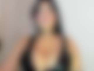 Live cam show with luuciana - Milk on Camsoda