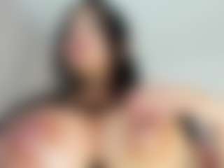 luuciana's Live Sex Cam Show