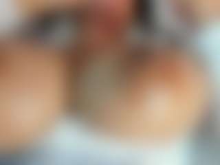 luuciana's Live Sex Cam Show
