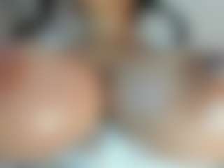 luuciana's Live Sex Cam Show