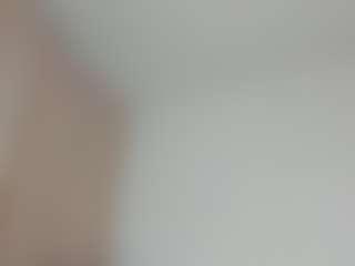 Live cam show with luuciana - Colombia on live18s.com