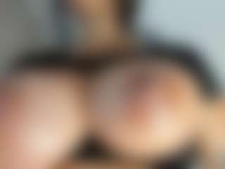 Live cam show with luuciana - Plug on Camsoda