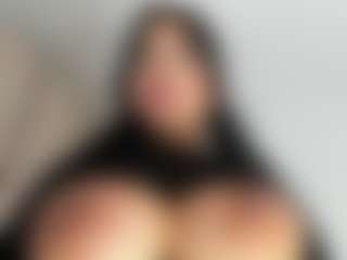 Live-Cam-Show mit luuciana - Squirt auf Camsoda